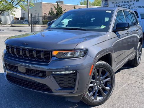 New 2026 Jeep Grand Cherokee Limited AWD/4WD image 3