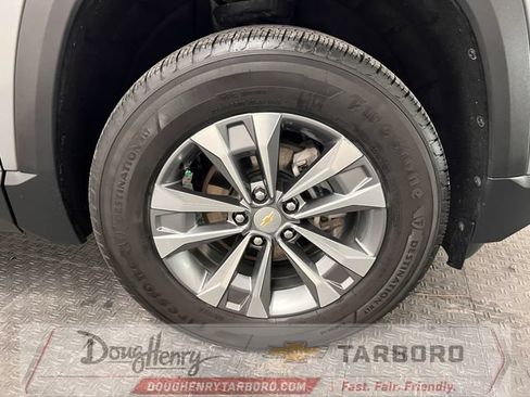 Used 2025 Chevrolet Equinox LT FWD image 19