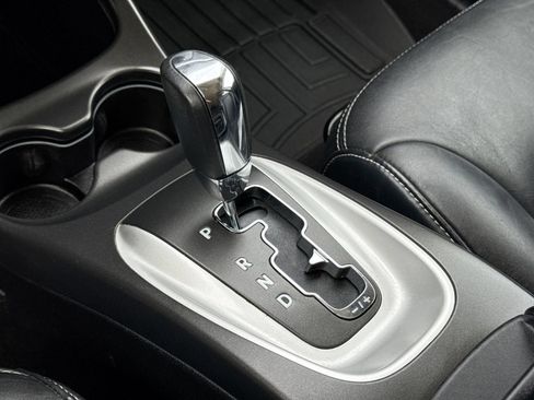Used 2014 Dodge Journey Limited w/ Driver Convenience Group AWD/4WD image 32
