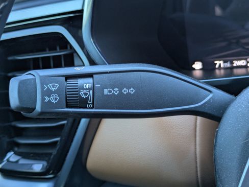 Used 2024 GMC Canyon AT4 w/ Canyon Safety Plus Package image 17