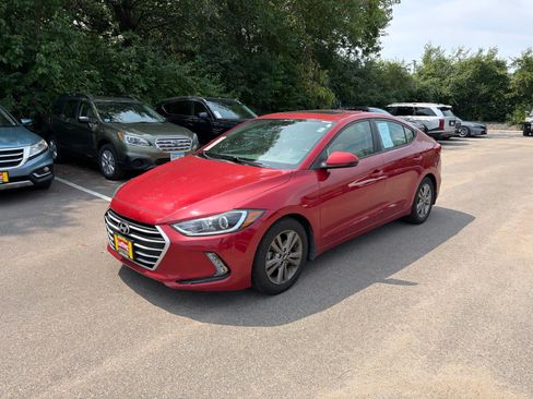 Used 2018 Hyundai Elantra Value Edition FWD image 4