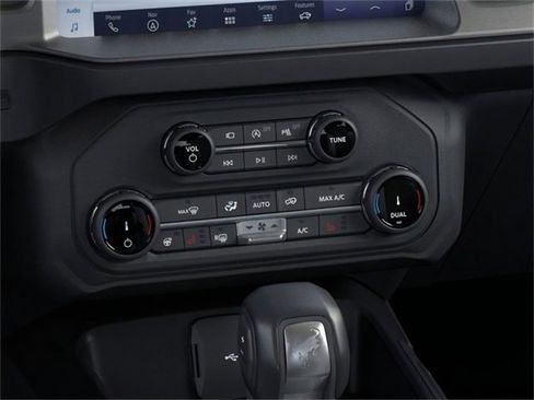 New 2025 Ford Bronco Outer Banks image 16