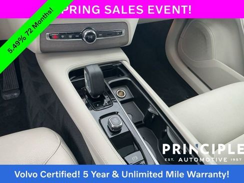 Certified 2023 Volvo XC90 B5 Plus image 29