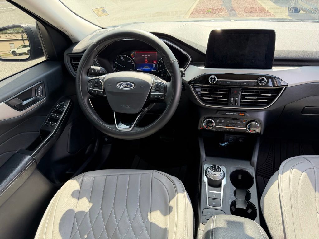 Used 2022 Ford Escape SE w/ Convenience Package FWD image 20