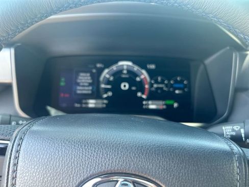 New 2025 Toyota Tundra Platinum image 24