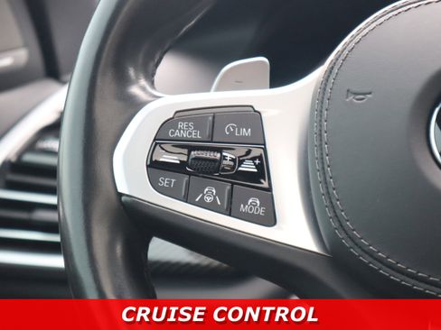 Used 2022 BMW X5 M50i AWD/4WD image 15