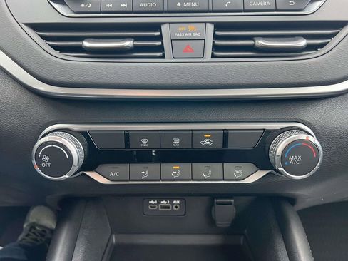 Used 2022 Nissan Altima 2.5 SR image 28