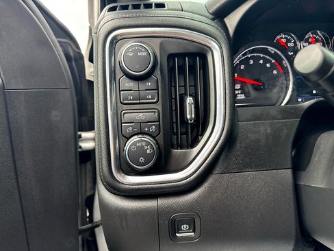 Used 2020 Chevrolet Silverado 1500 LT w/ Texas Edition image 35