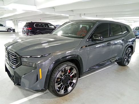 Used 2023 BMW XM AWD/4WD image 1