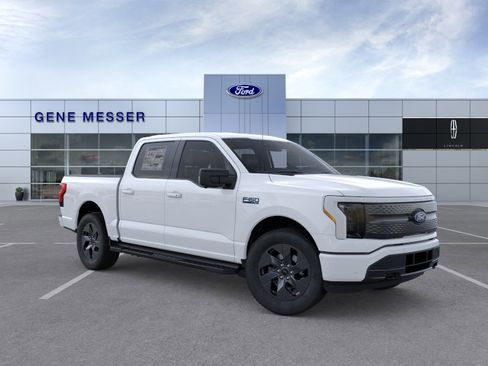 New 2025 Ford F150 Lightning Flash AWD/4WD image 27