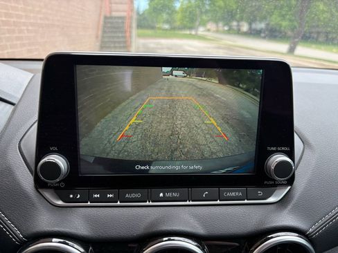 Used 2023 Nissan Sentra SV FWD image 33