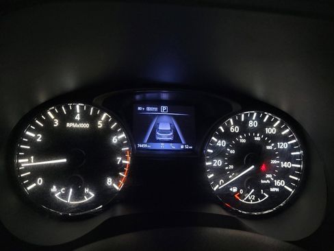 Used 2018 Nissan Pathfinder SV w/ SV Tech Package AWD/4WD image 23
