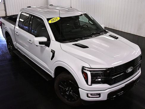 Used 2025 Ford F150 Platinum AWD/4WD image 16