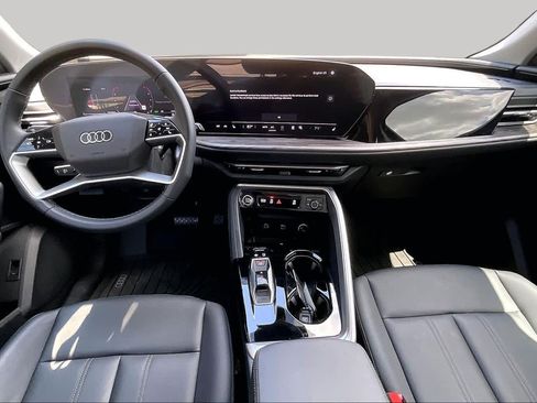 Used 2025 Audi Q5 Premium w/ Convenience Package AWD/4WD image 15