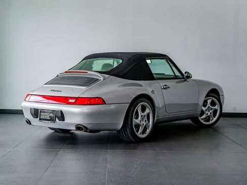 Used 1997 Porsche 911 Carrera image 7