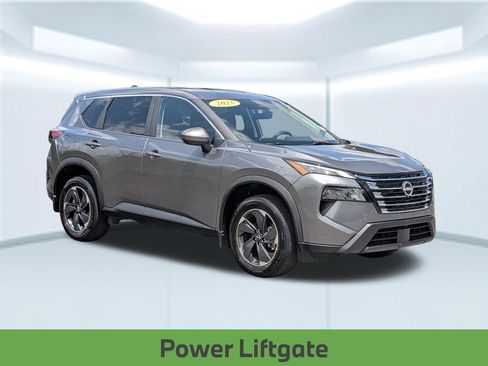 Certified 2025 Nissan Rogue SV FWD image 10