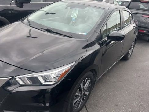 Used 2021 Nissan Versa SV image 19