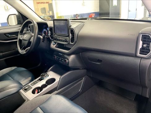 Used 2023 Ford Bronco Sport Outer Banks w/ Tech Package AWD/4WD image 14