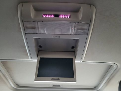 Used 2014 GMC Yukon Denali image 18