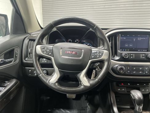 Used 2022 GMC Canyon Elevation w/ Elevation Premium Package AWD/4WD image 14
