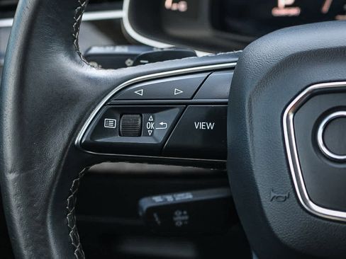 Used 2022 Audi Q8 Premium w/ Convenience Package image 22