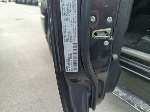 Used 2022 RAM 2500 Laramie AWD/4WD image 38