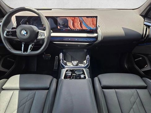 Used 2025 BMW X3 xDrive30i AWD/4WD image 17