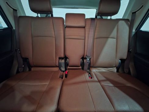 Used 2021 Toyota 4Runner Limited AWD/4WD image 15