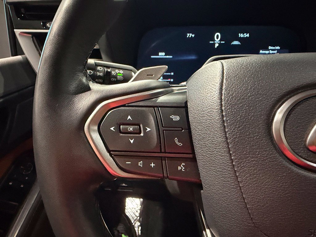 Used 2024 Lexus GX 550 w/ Accessory Package (Z1) AWD/4WD image 14