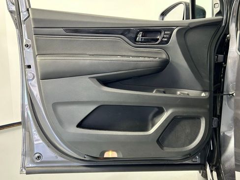 Used 2024 Honda Odyssey Touring image 36