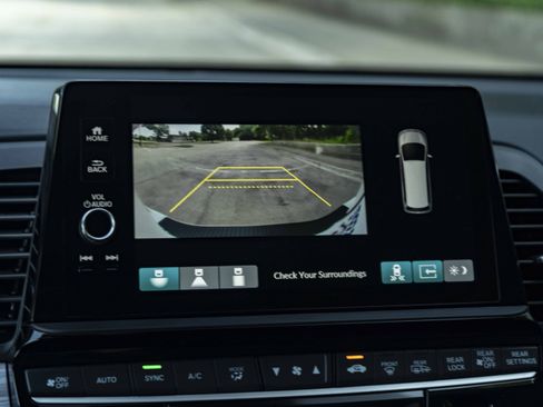 Certified 2025 Honda Odyssey Elite image 25