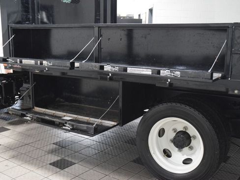 Used 2025 Chevrolet Low Cab Forward 5500XD RWD image 35