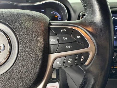 Used 2021 Jeep Grand Cherokee Limited w/ Quick Order Package 28K 80th AWD/4WD image 16