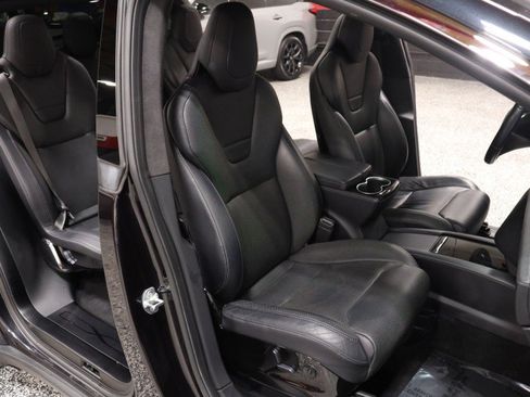 Used 2016 Tesla Model X 90D AWD/4WD image 47