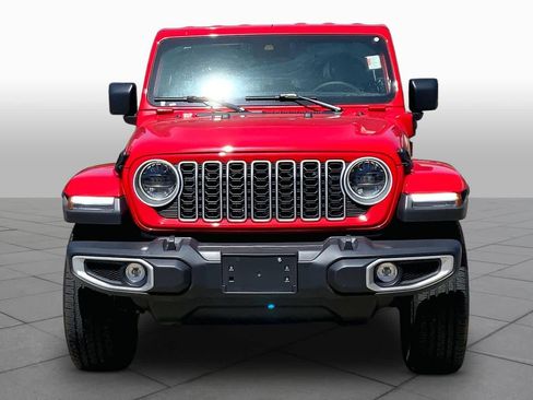Certified 2025 Jeep Wrangler Unlimited Sahara w/ Safety Group AWD/4WD image 4