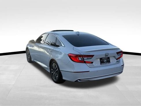 Used 2019 Honda Accord Touring image 4