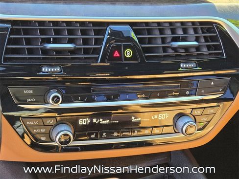 Used 2019 BMW 540i w/ Convenience Package image 26