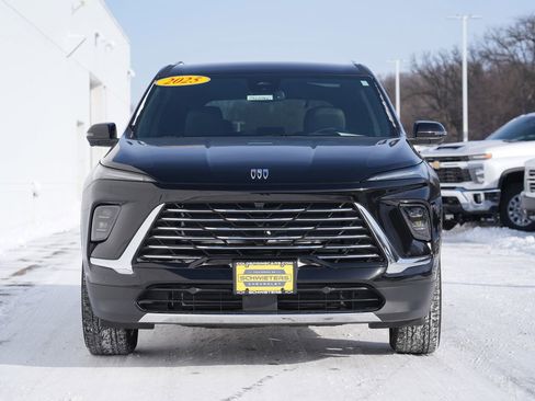 Used 2025 Buick Enclave Preferred image 8