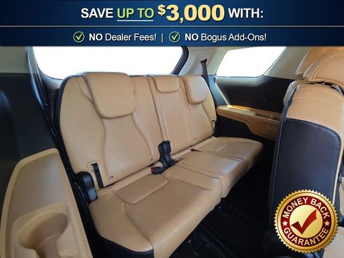 Used 2023 Kia Carnival LX FWD image 23