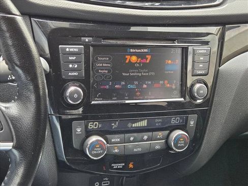 Used 2022 Nissan Rogue Sport SL AWD/4WD image 14