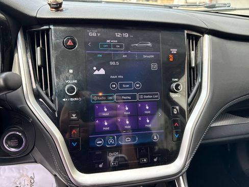 Used 2022 Subaru Outback Premium image 14