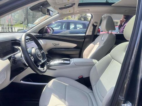 Used 2024 Hyundai Tucson Limited image 18