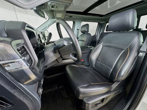 Used 2025 Ford F350 Lariat w/ Lariat Ultimate Package image 12