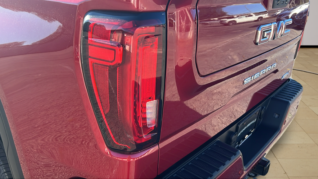 Used 2019 GMC Sierra 1500 AT4 w/ AT4 Premium Package AWD/4WD image 13