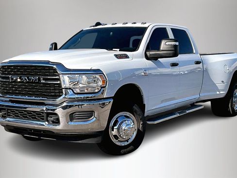 Used 2024 RAM 3500 Tradesman w/ Towing Technology Group image 3