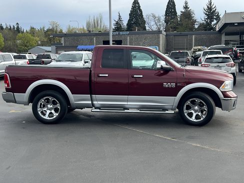Used 2016 RAM 1500 Laramie w/ Convenience Group image 5