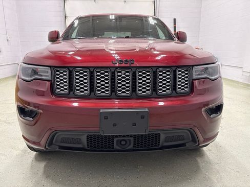 Used 2022 Jeep Grand Cherokee Laredo X AWD/4WD image 9