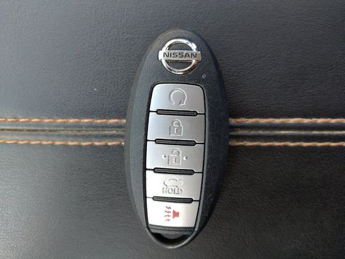 Used 2022 Nissan Altima 2.5 SV w/ SV Premium Package AWD/4WD image 32