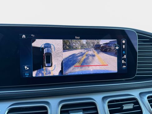 Used 2024 Mercedes-Benz GLE 350 4MATIC image 46