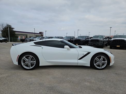 Used 2017 Chevrolet Corvette Stingray Coupe w/ 1LT image 2